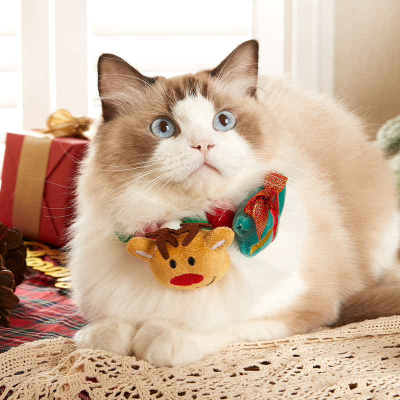 Festive Plush Christmas Collar for Small Dogs and Cats